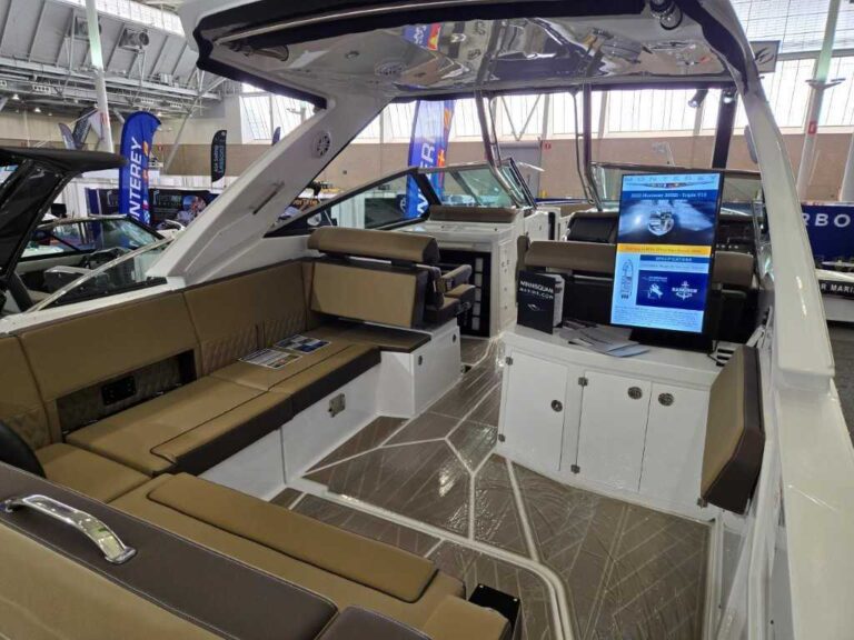 2025 Monterey 385SS - Triple V10 - Joystick US-RGFCP192J425 [photo 5]